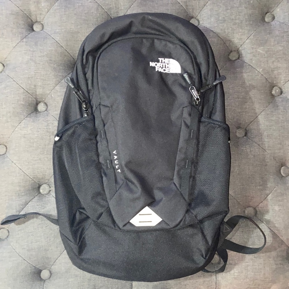Black north face vault backpack